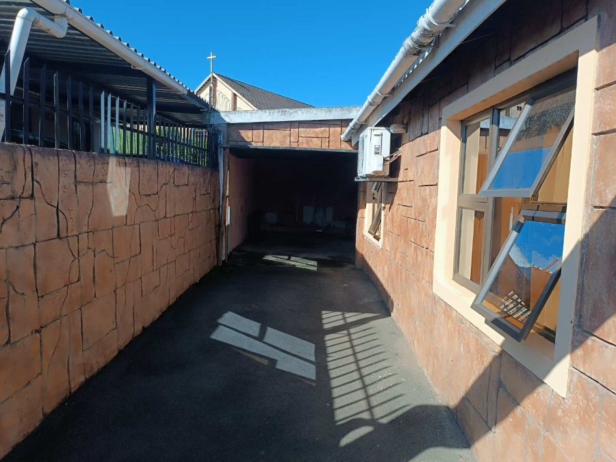 2 Bedroom Property for Sale in Copesville KwaZulu-Natal