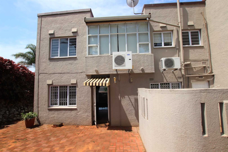 To Let 4 Bedroom Property for Rent in Sunningdale KwaZulu-Natal