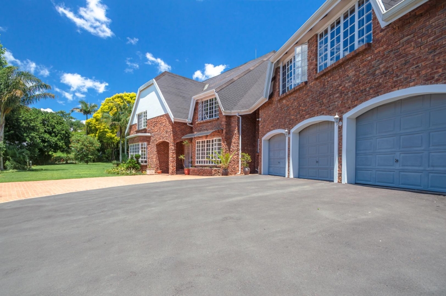 6 Bedroom Property for Sale in Winston Park KwaZulu-Natal