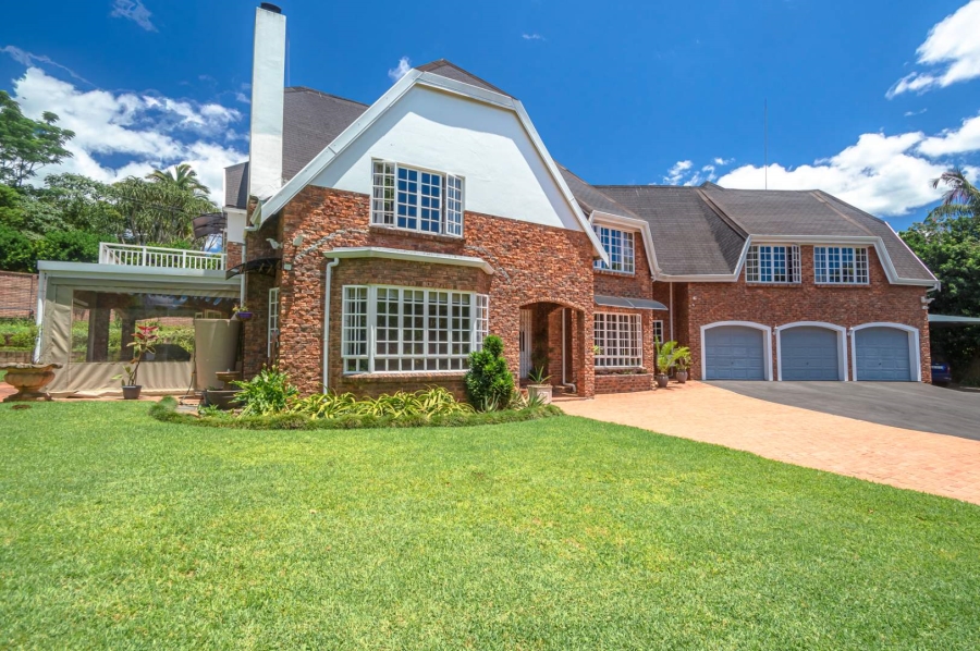 6 Bedroom Property for Sale in Winston Park KwaZulu-Natal