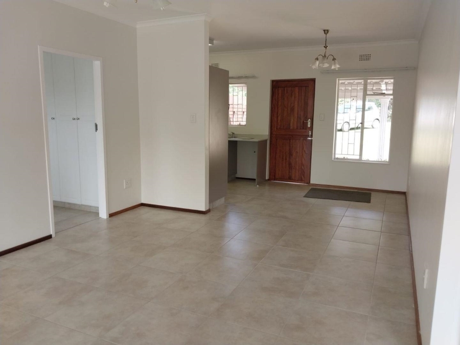 1 Bedroom Property for Sale in Amberglen KwaZulu-Natal