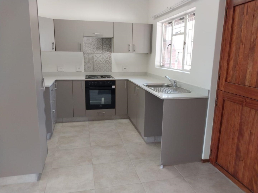 1 Bedroom Property for Sale in Amberglen KwaZulu-Natal