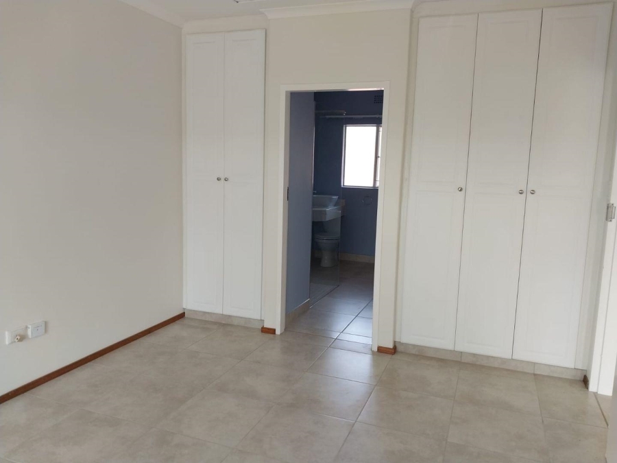 1 Bedroom Property for Sale in Amberglen KwaZulu-Natal