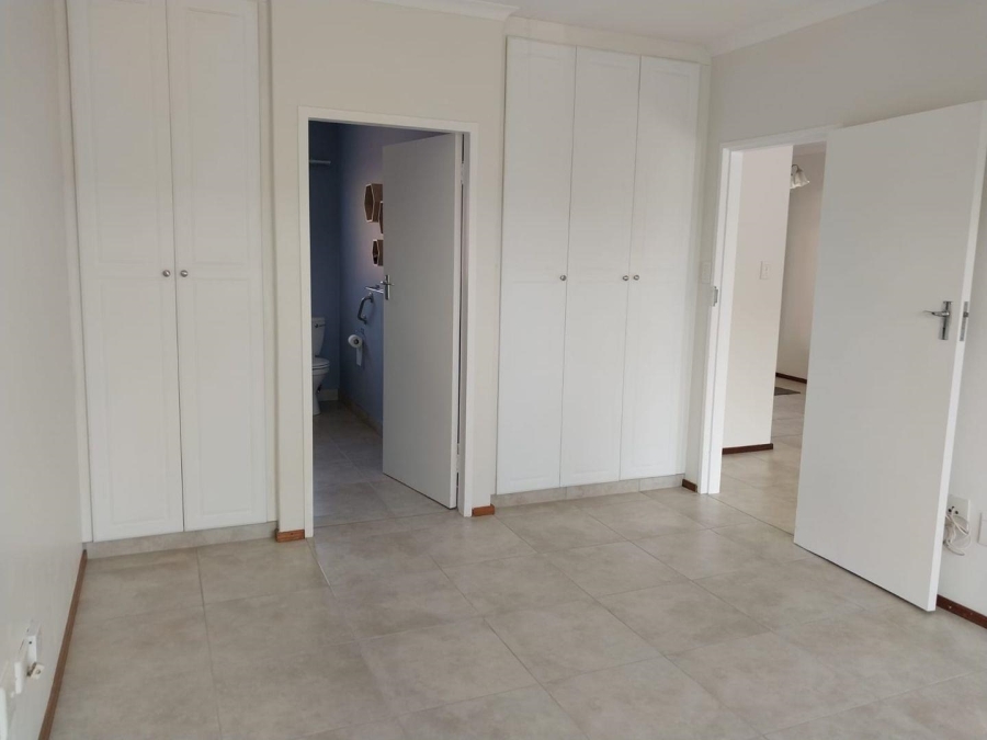 1 Bedroom Property for Sale in Amberglen KwaZulu-Natal