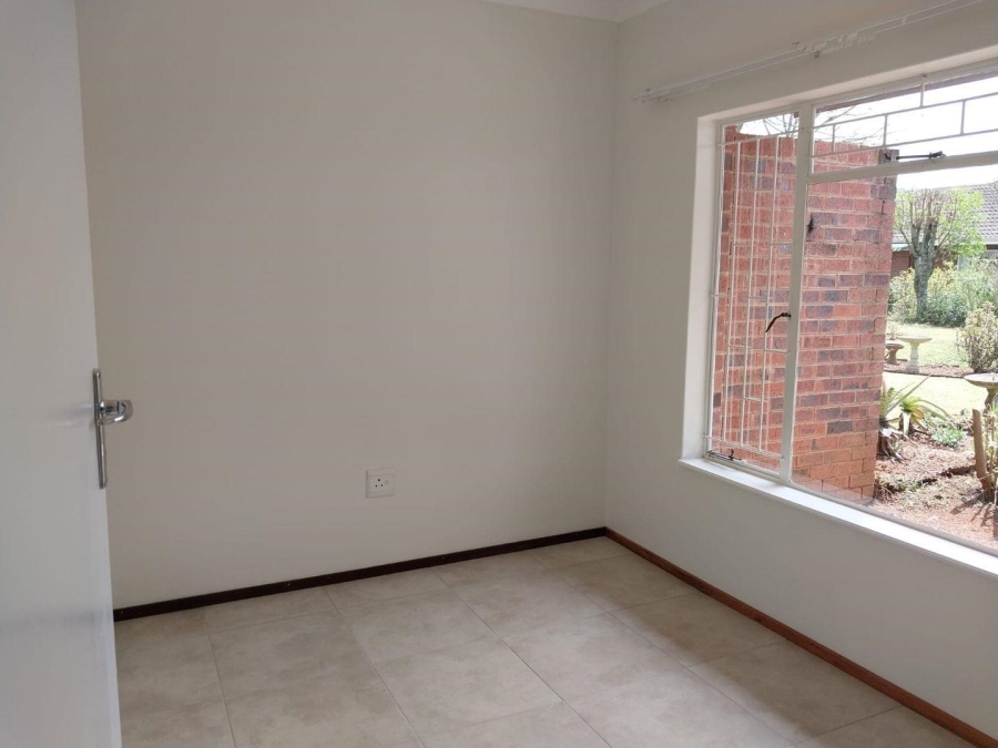 1 Bedroom Property for Sale in Amberglen KwaZulu-Natal