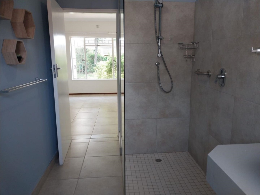 1 Bedroom Property for Sale in Amberglen KwaZulu-Natal