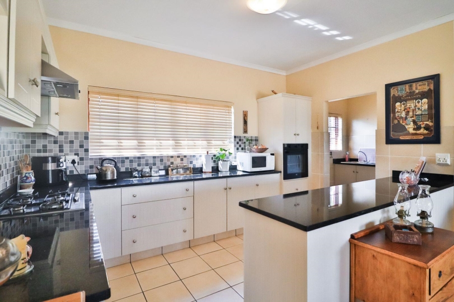 3 Bedroom Property for Sale in Greendale KwaZulu-Natal