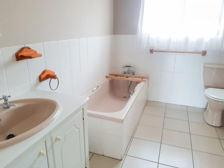 2 Bedroom Property for Sale in Kwawula Estate KwaZulu-Natal