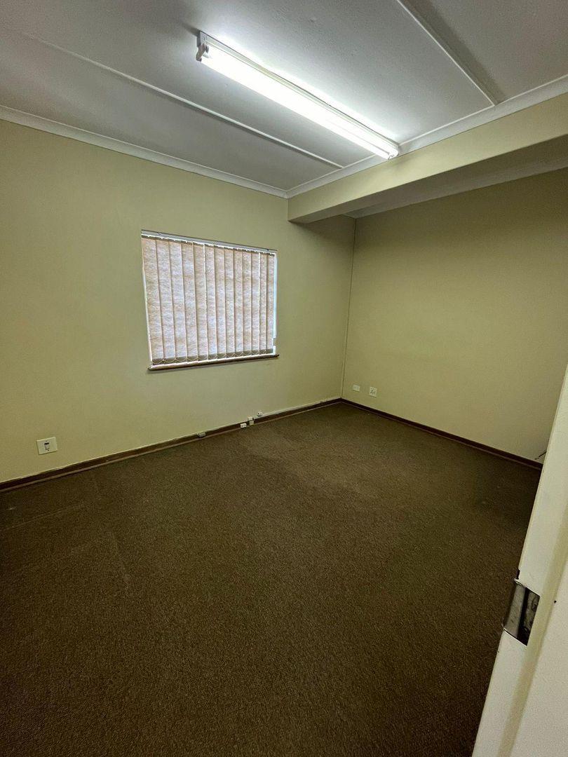 To Let commercial Property for Rent in Howick KwaZulu-Natal