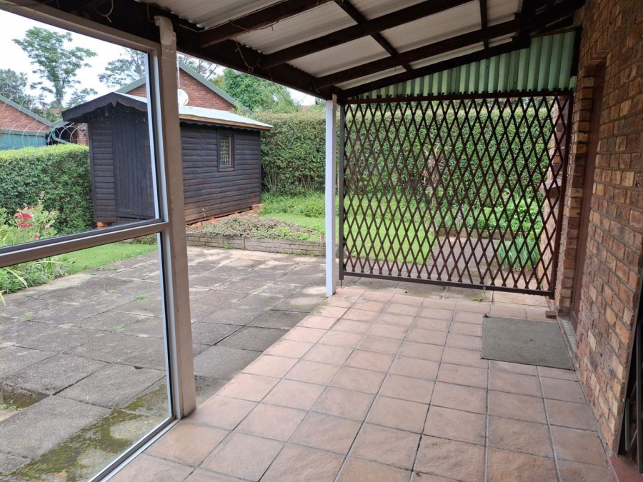 2 Bedroom Property for Sale in Howick KwaZulu-Natal