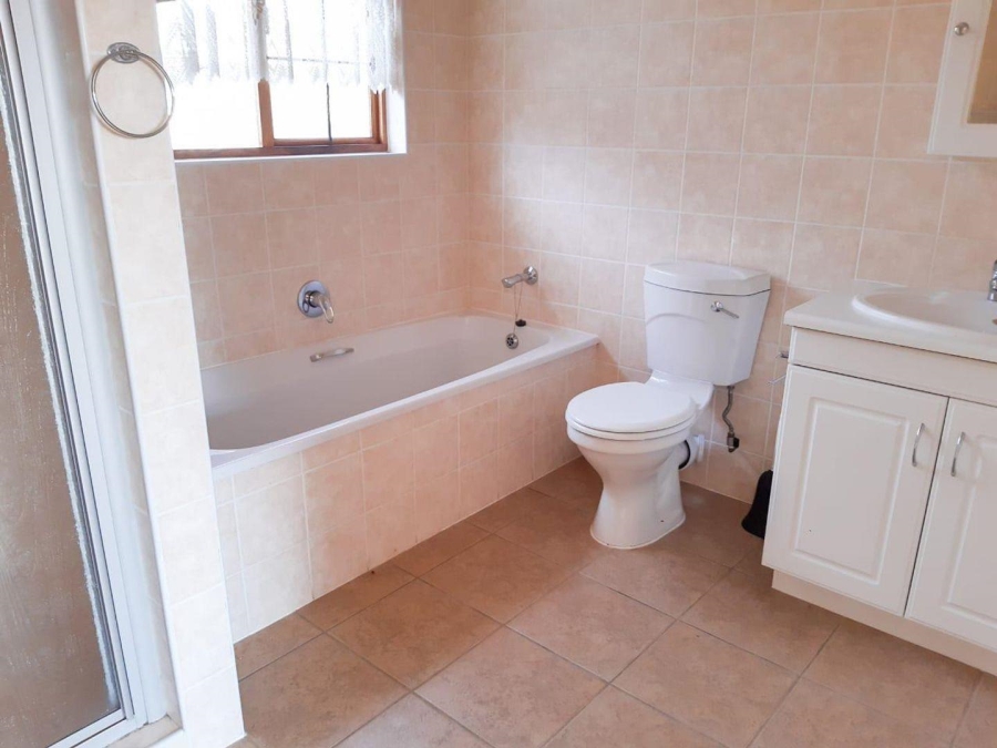 2 Bedroom Property for Sale in Howick North KwaZulu-Natal