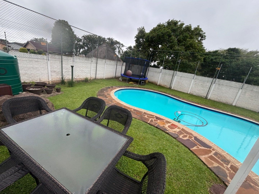 7 Bedroom Property for Sale in Farningham Ridge KwaZulu-Natal