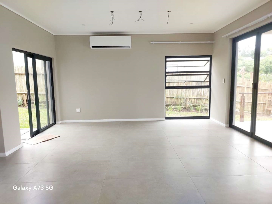 To Let 4 Bedroom Property for Rent in Palm Lakes Estate KwaZulu-Natal