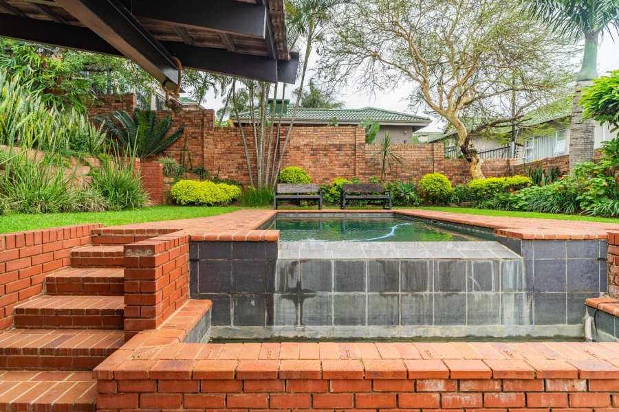 4 Bedroom Property for Sale in Sunningdale KwaZulu-Natal