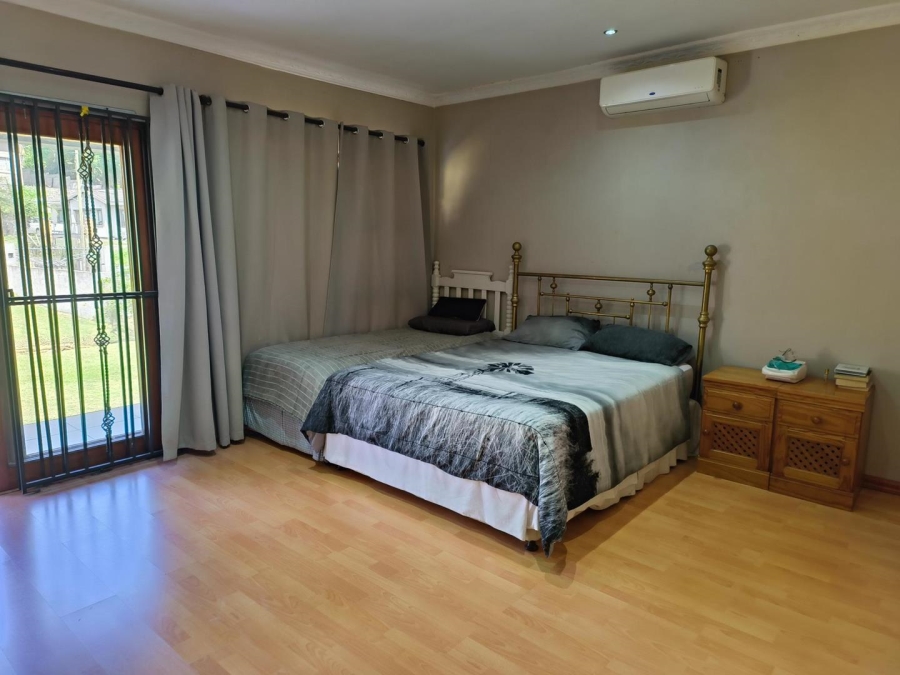 2 Bedroom Property for Sale in Pinelands KwaZulu-Natal