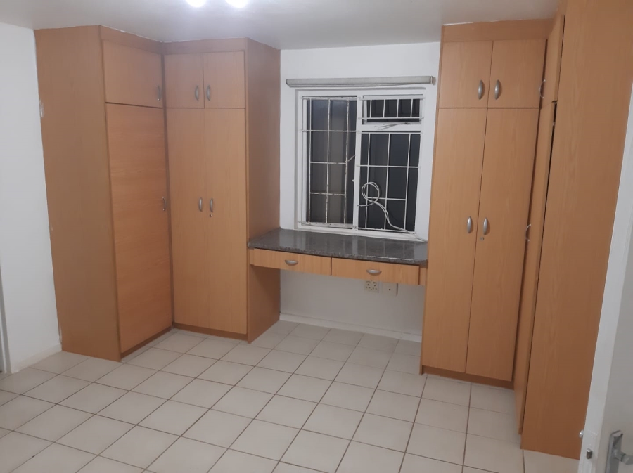 To Let 2 Bedroom Property for Rent in Bluff KwaZulu-Natal