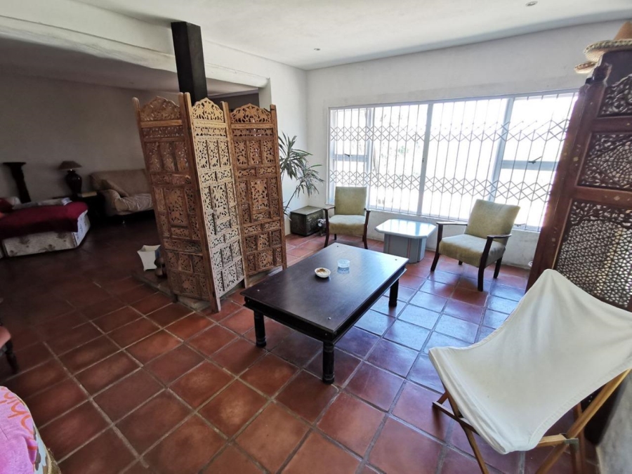 5 Bedroom Property for Sale in Monteseel KwaZulu-Natal