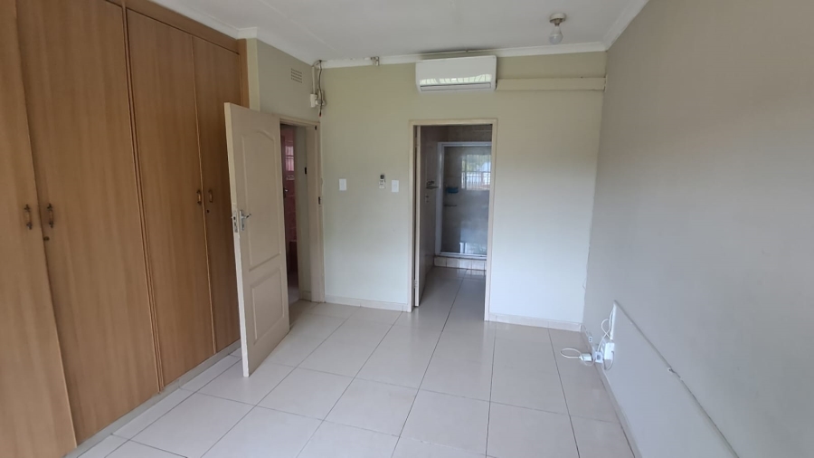 To Let 3 Bedroom Property for Rent in Richem KwaZulu-Natal