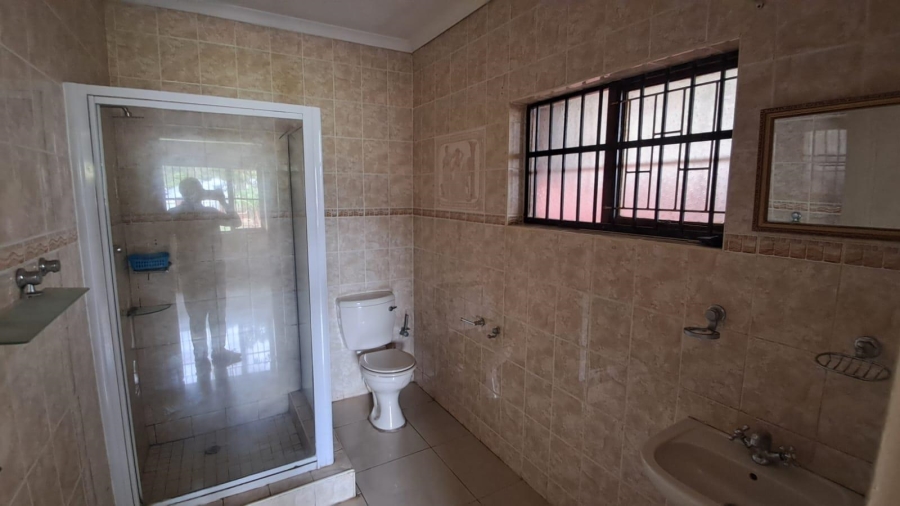 To Let 3 Bedroom Property for Rent in Richem KwaZulu-Natal