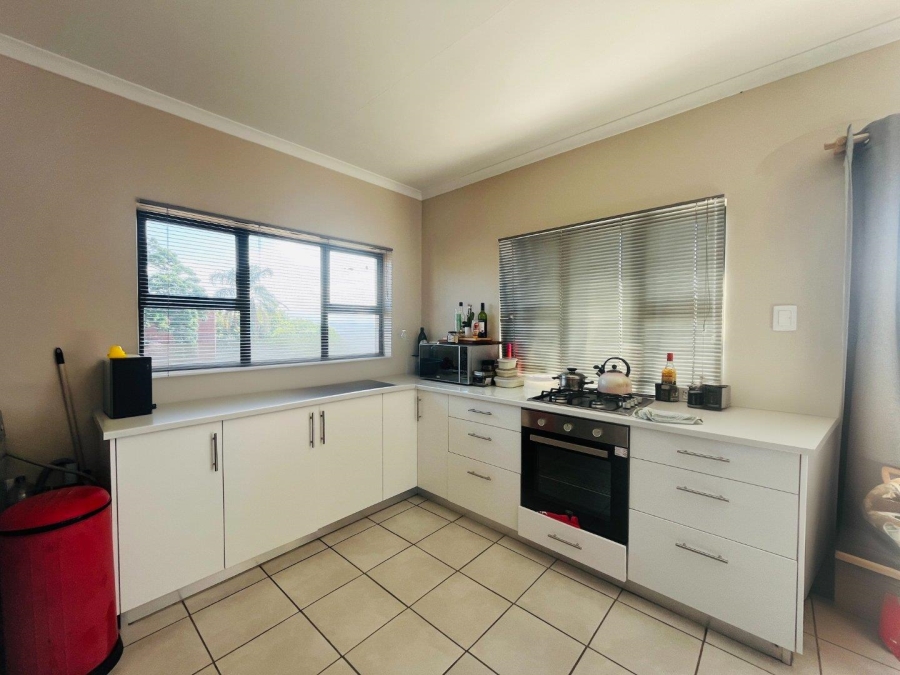 To Let 2 Bedroom Property for Rent in Durban North KwaZulu-Natal