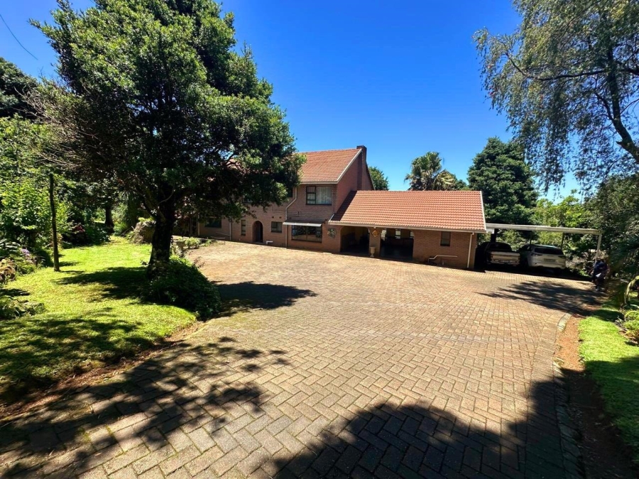 6 Bedroom Property for Sale in Blackridge KwaZulu-Natal