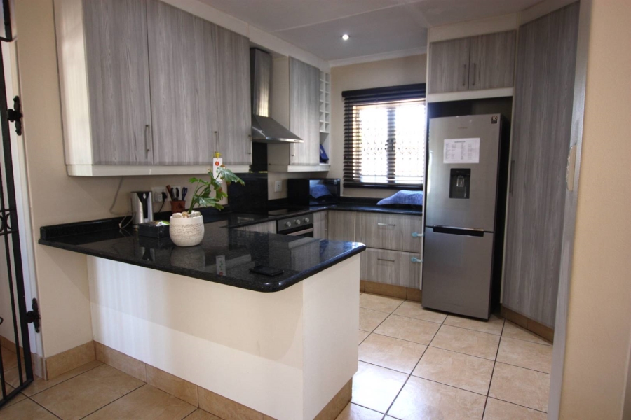 3 Bedroom Property for Sale in Somerset Park KwaZulu-Natal