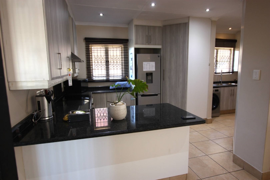 3 Bedroom Property for Sale in Somerset Park KwaZulu-Natal