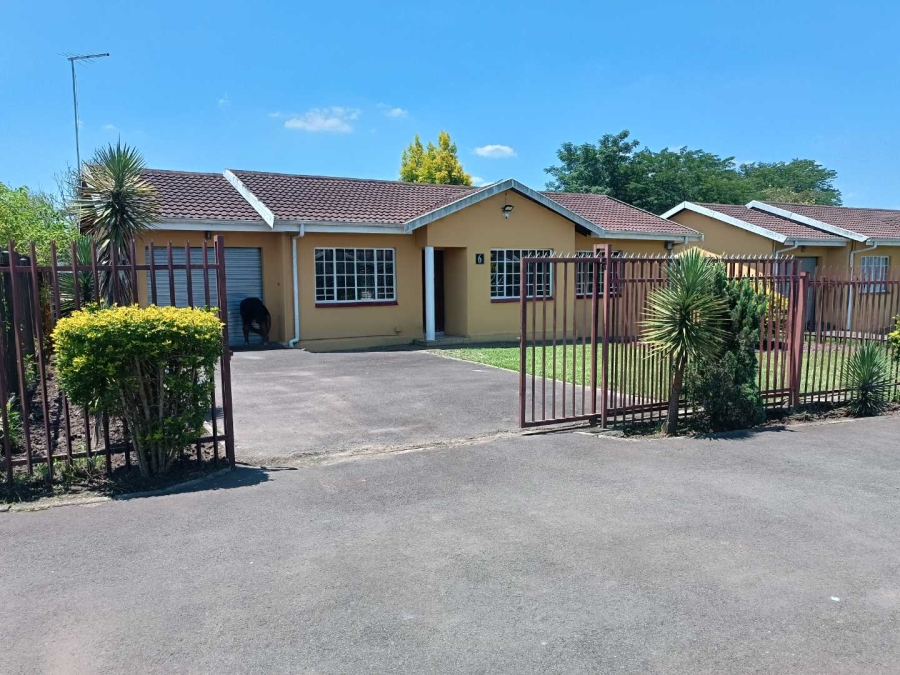 3 Bedroom Property for Sale in Lincoln Meade KwaZulu-Natal