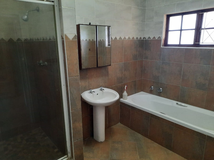 4 Bedroom Property for Sale in Kildare KwaZulu-Natal