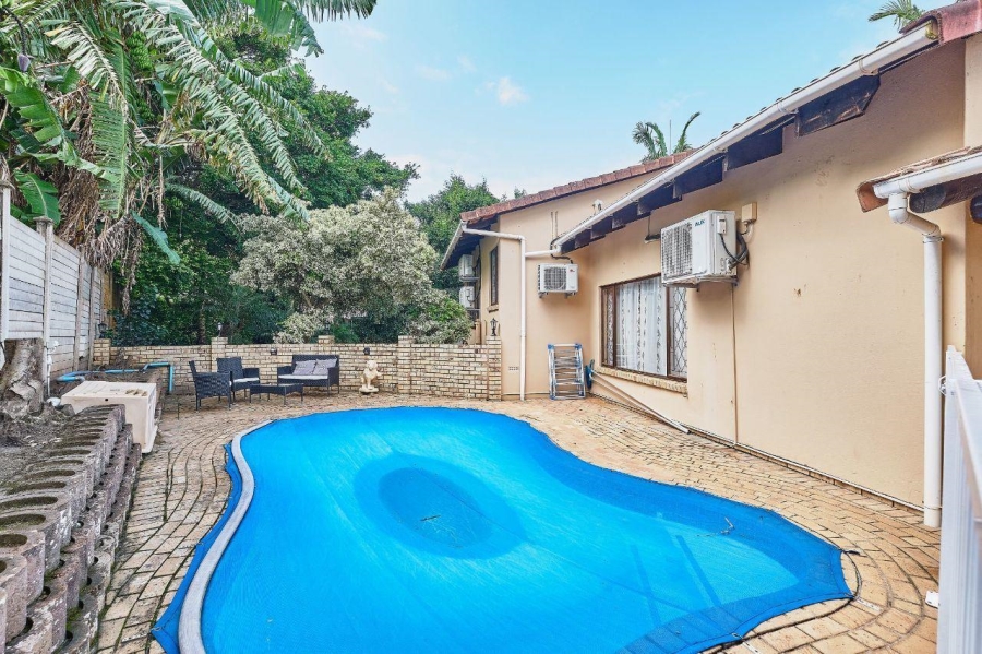 4 Bedroom Property for Sale in Amanzimtoti KwaZulu-Natal