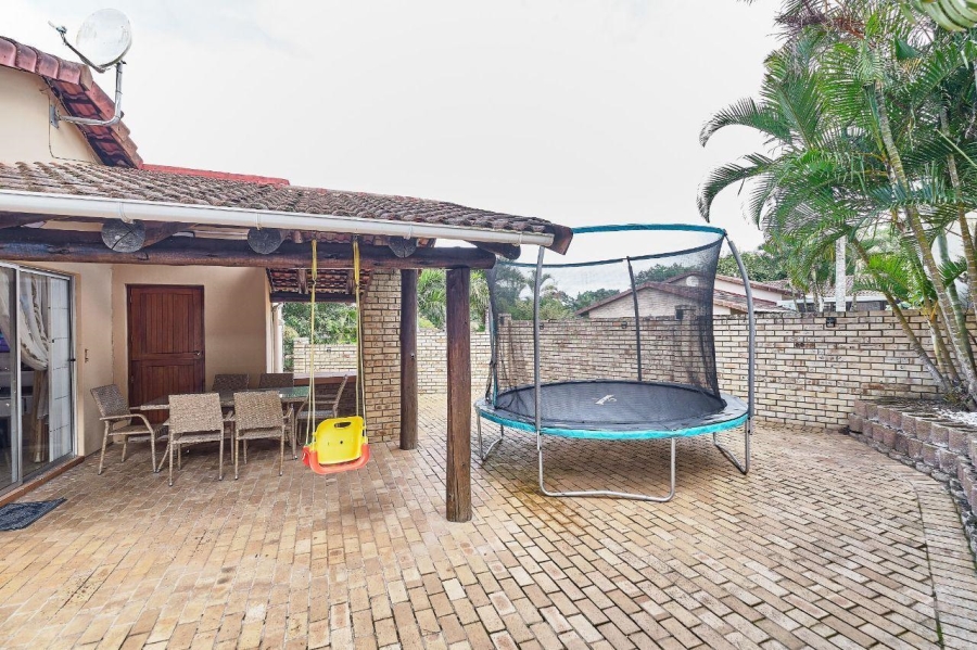 4 Bedroom Property for Sale in Amanzimtoti KwaZulu-Natal