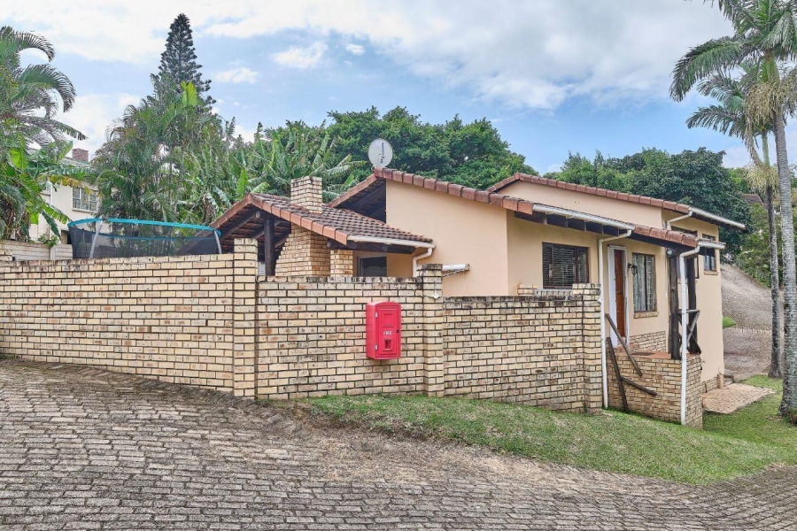 4 Bedroom Property for Sale in Amanzimtoti KwaZulu-Natal