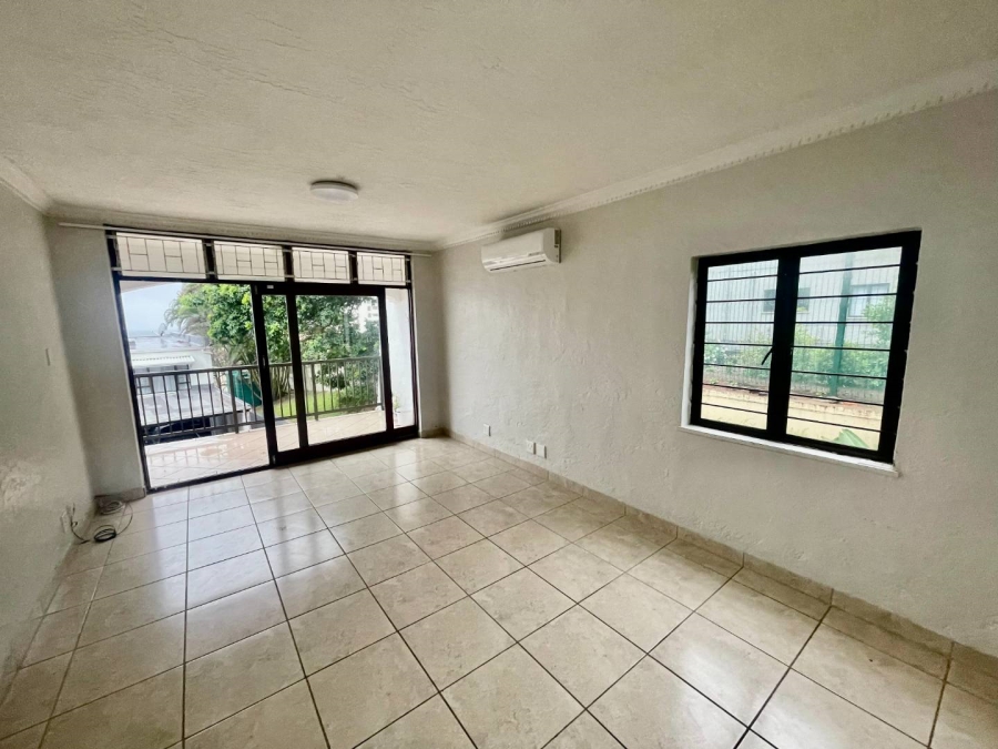 To Let 2 Bedroom Property for Rent in Umhlanga KwaZulu-Natal