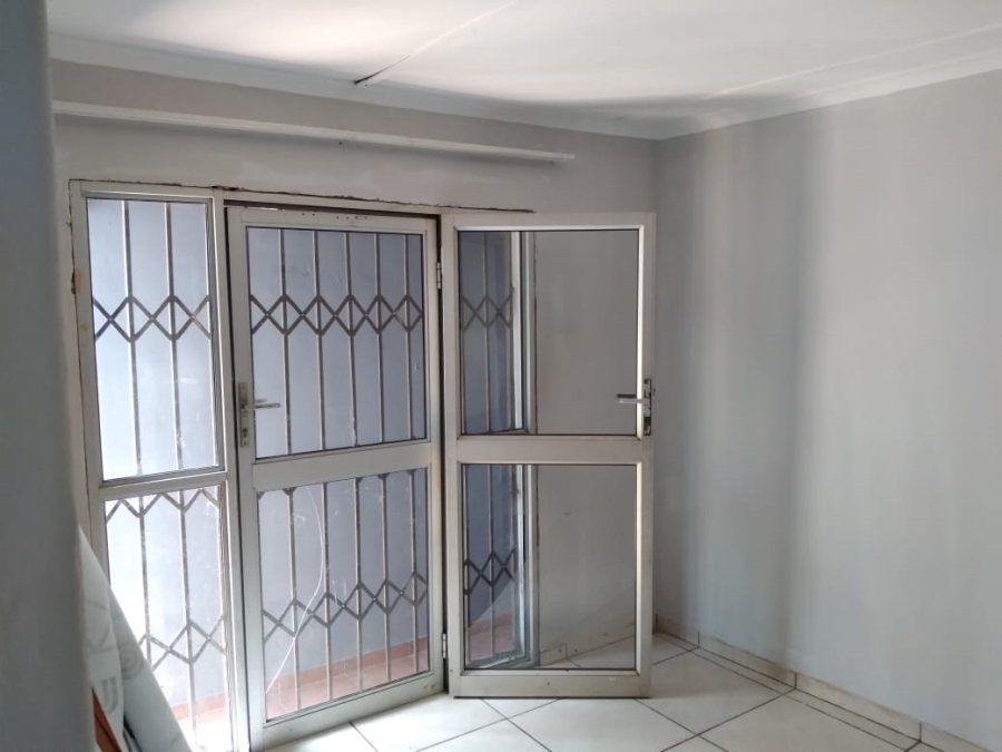 To Let 3 Bedroom Property for Rent in Mandlazini KwaZulu-Natal