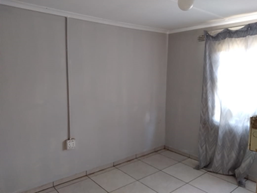 To Let 3 Bedroom Property for Rent in Mandlazini KwaZulu-Natal