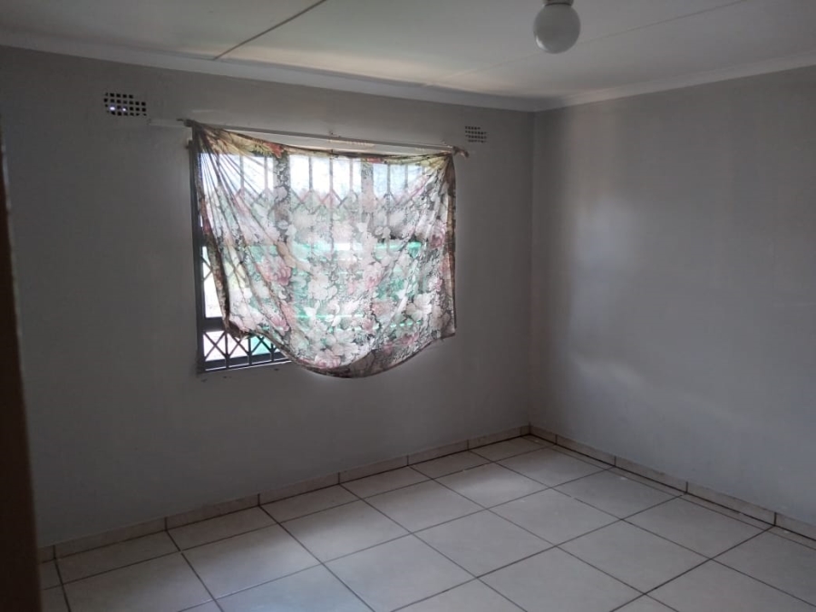 To Let 3 Bedroom Property for Rent in Mandlazini KwaZulu-Natal