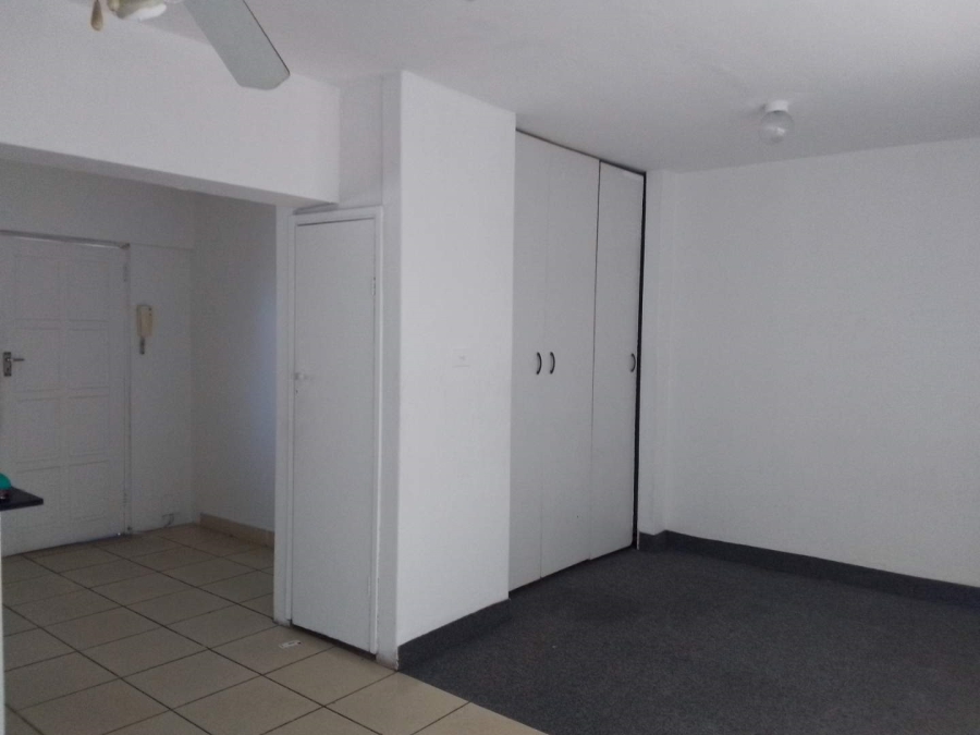 To Let 1 Bedroom Property for Rent in Durban Central KwaZulu-Natal