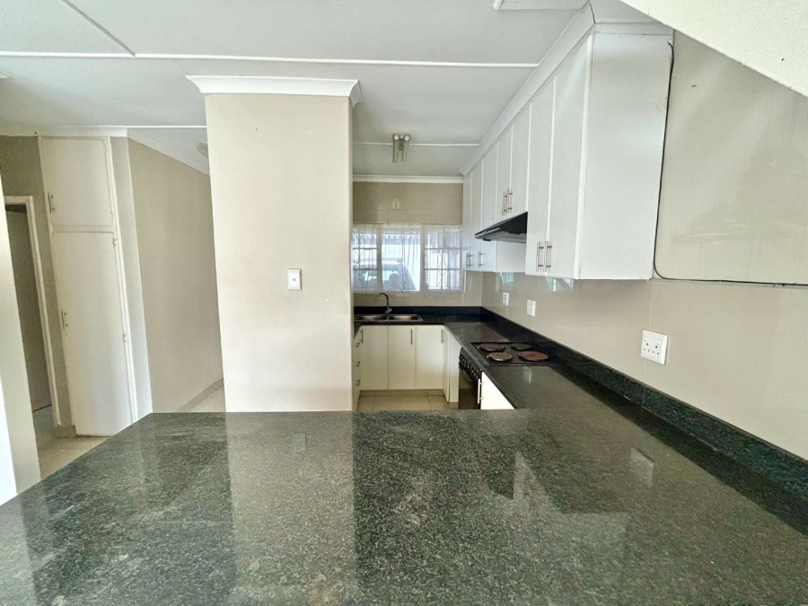 2 Bedroom Property for Sale in Umhlanga KwaZulu-Natal