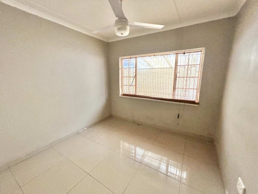 2 Bedroom Property for Sale in Umhlanga KwaZulu-Natal