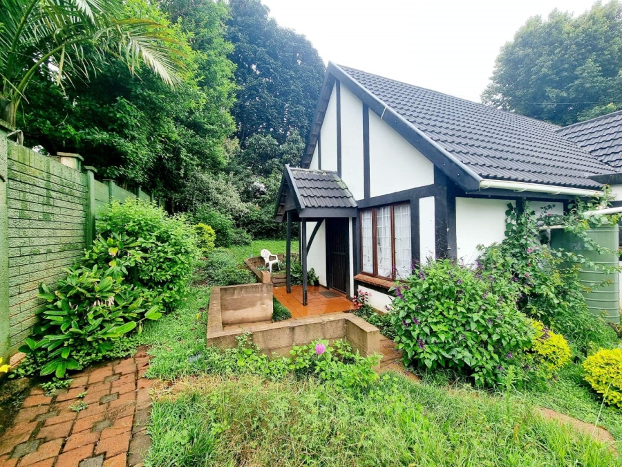 To Let 1 Bedroom Property for Rent in Hillcrest KwaZulu-Natal