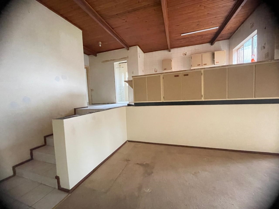 To Let 2 Bedroom Property for Rent in Hayfields KwaZulu-Natal