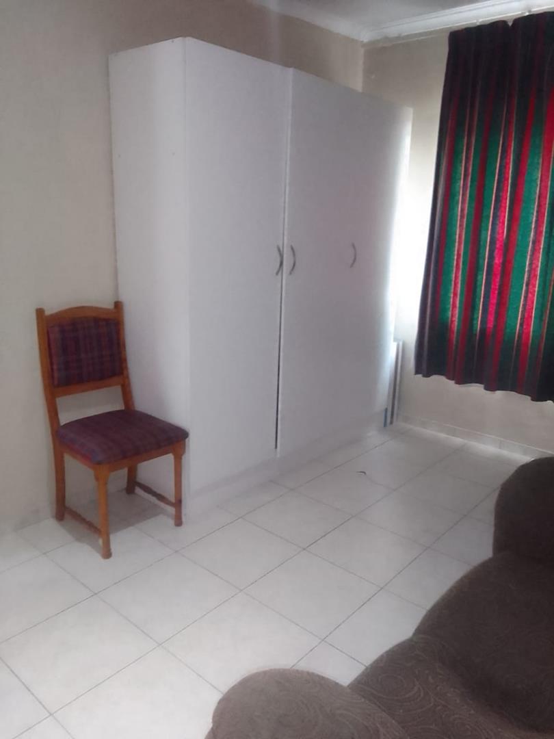 To Let 1 Bedroom Property for Rent in Brackenham KwaZulu-Natal