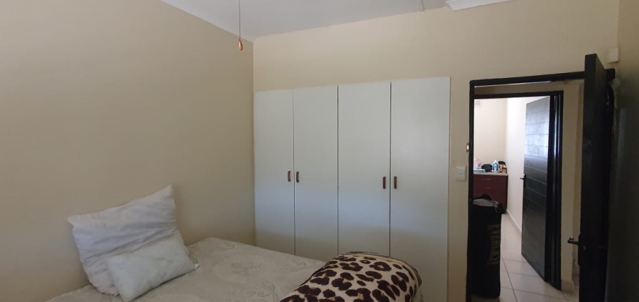 To Let 2 Bedroom Property for Rent in Wildenwide KwaZulu-Natal