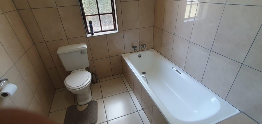 To Let 2 Bedroom Property for Rent in Wildenwide KwaZulu-Natal