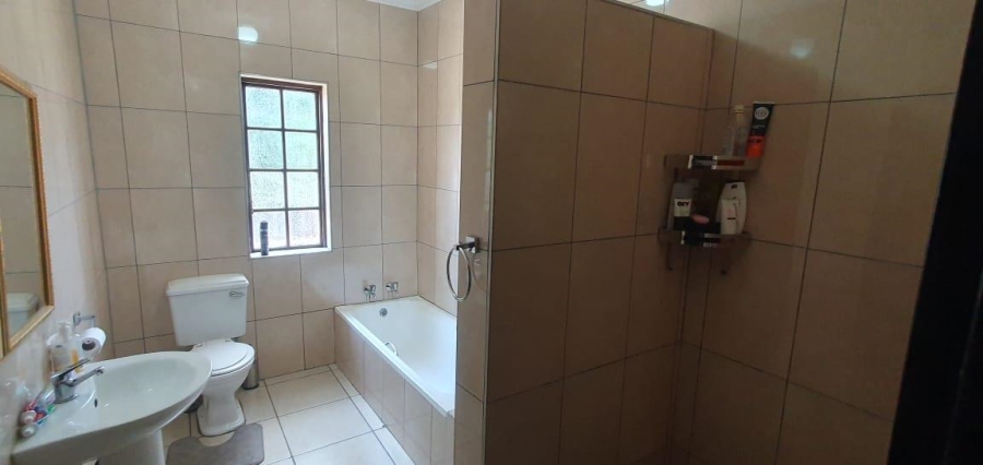 To Let 2 Bedroom Property for Rent in Wildenwide KwaZulu-Natal