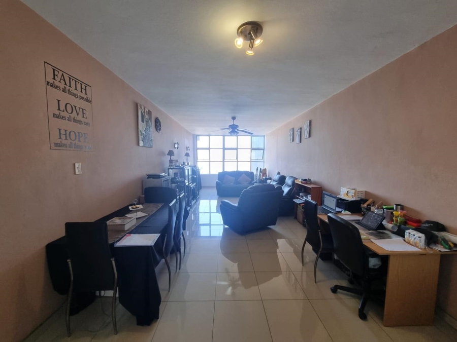 2 Bedroom Property for Sale in Esplanade KwaZulu-Natal