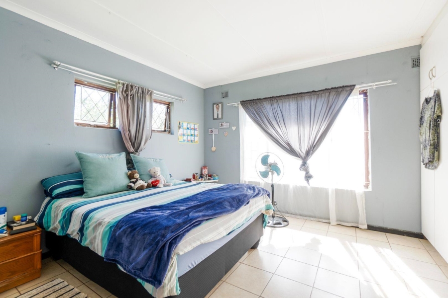 6 Bedroom Property for Sale in Warner Beach KwaZulu-Natal