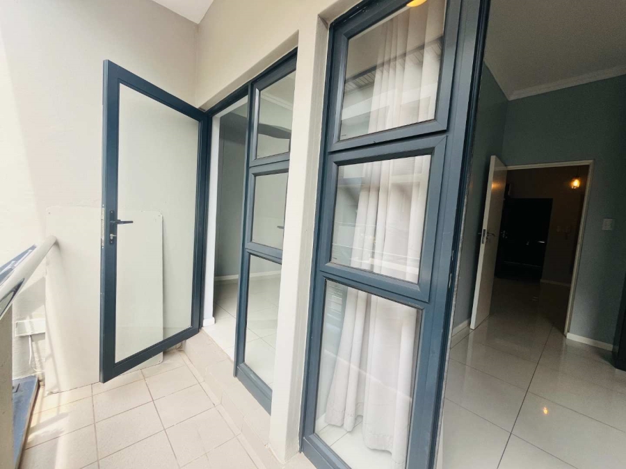 2 Bedroom Property for Sale in Umhlanga Ridge KwaZulu-Natal