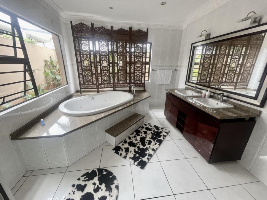 5 Bedroom Property for Sale in Prestondale KwaZulu-Natal