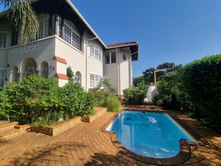 7 Bedroom Property for Sale in Glenwood KwaZulu-Natal